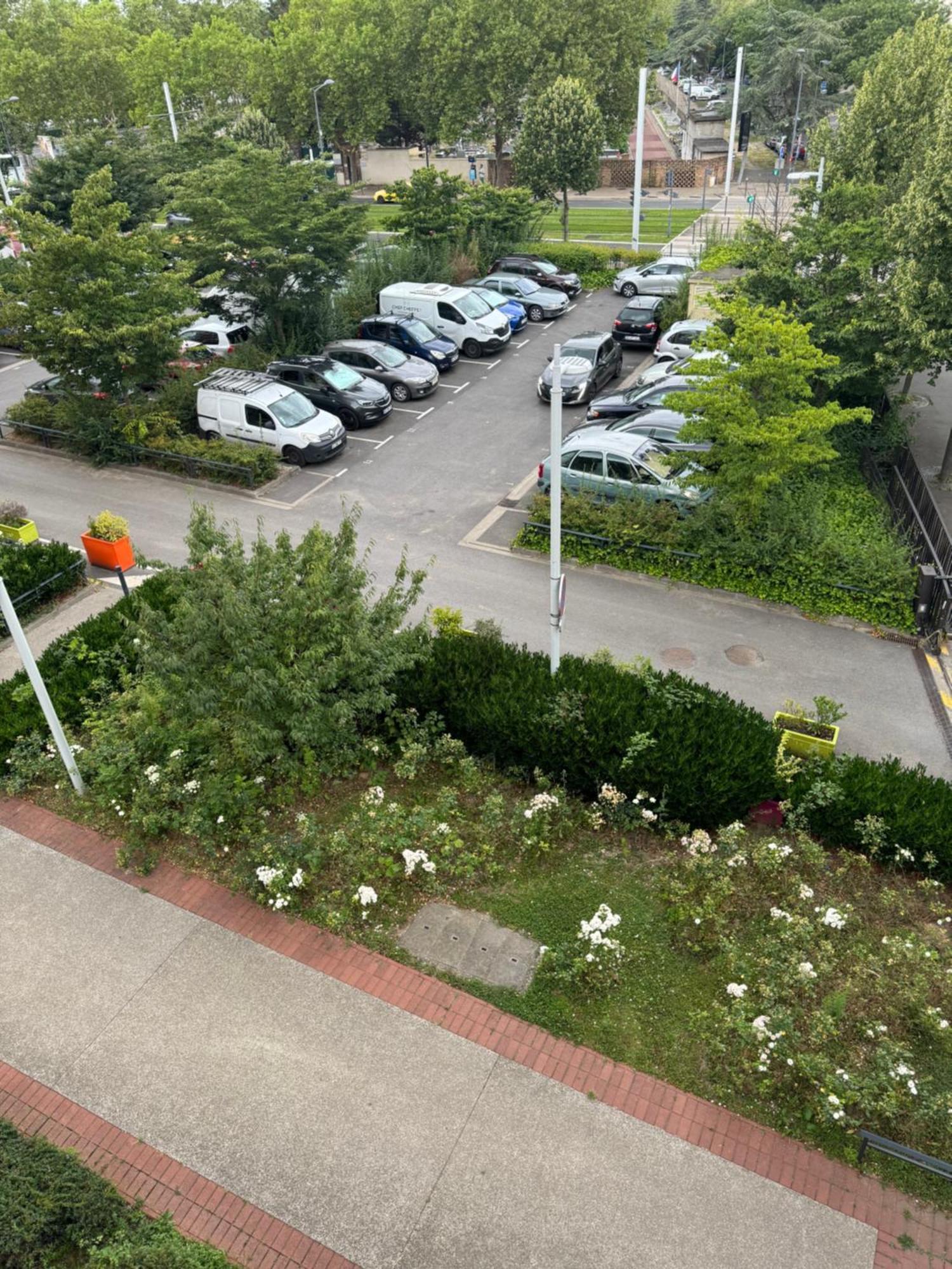Appartamento Jardins De La Noue Villeneuve-la-Garenne Esterno foto
